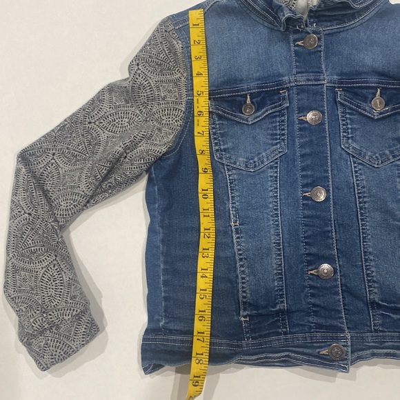Denim Jacket Wallflower Authentic Denim “The Dreamer Fit” Junior Size M - Picture 6 of 12